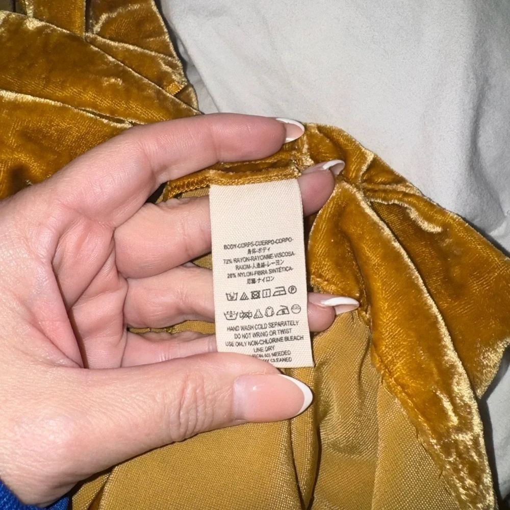Free People Tongue Tied Gold Velvet Midi Dress sz 6